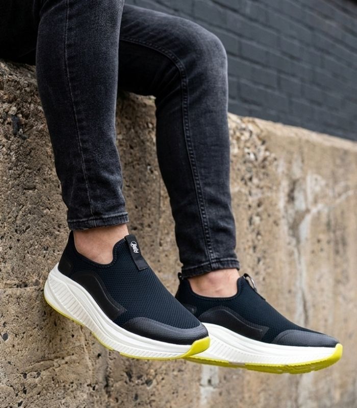 Men Sneakers R0474C