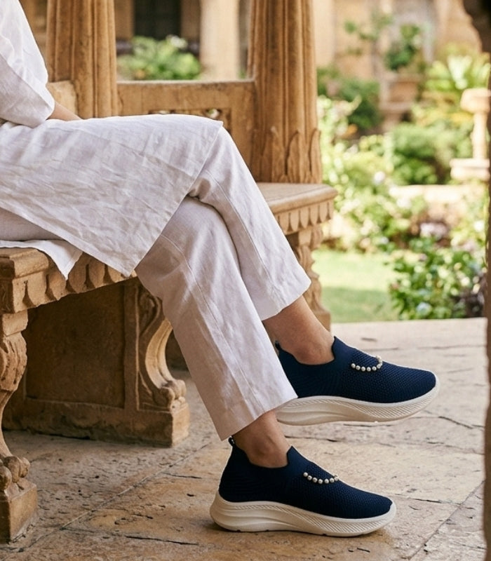 Women Sneakers J0361Q