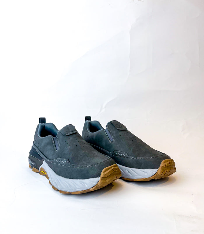 Men Sneakers R0469G