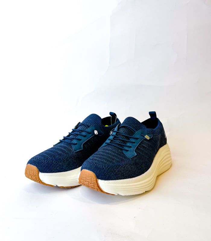 Men Sneakers R0473q