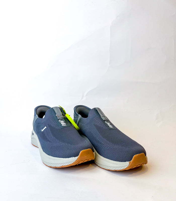 Men Sneakers R0476G