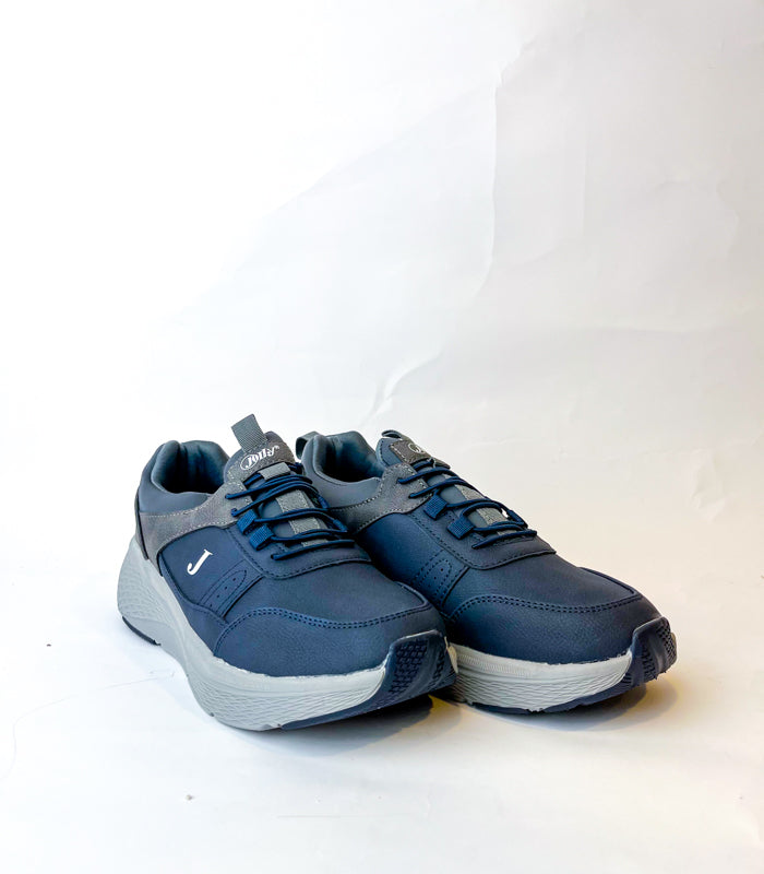 Men Sneakers R0470Q