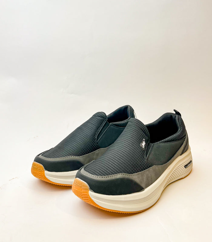 Men Sneakers R0466c