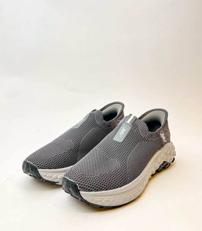 Men Sneakers R0471G
