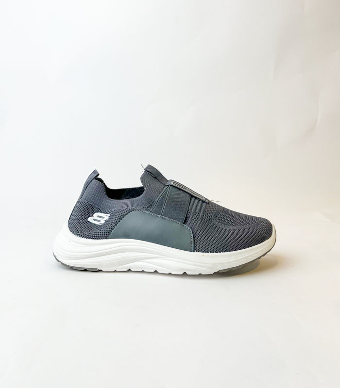 Men Sneakers R0477G