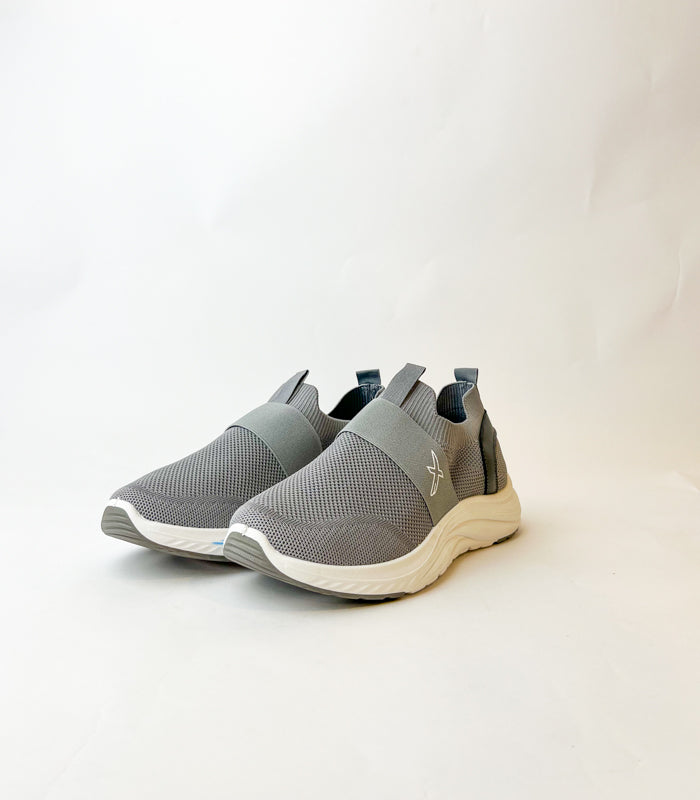 Men Sneakers R0479g